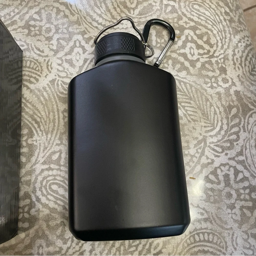 High Sierra for Leeds NWT black Pandora the world of avatar rugged‎ flask.